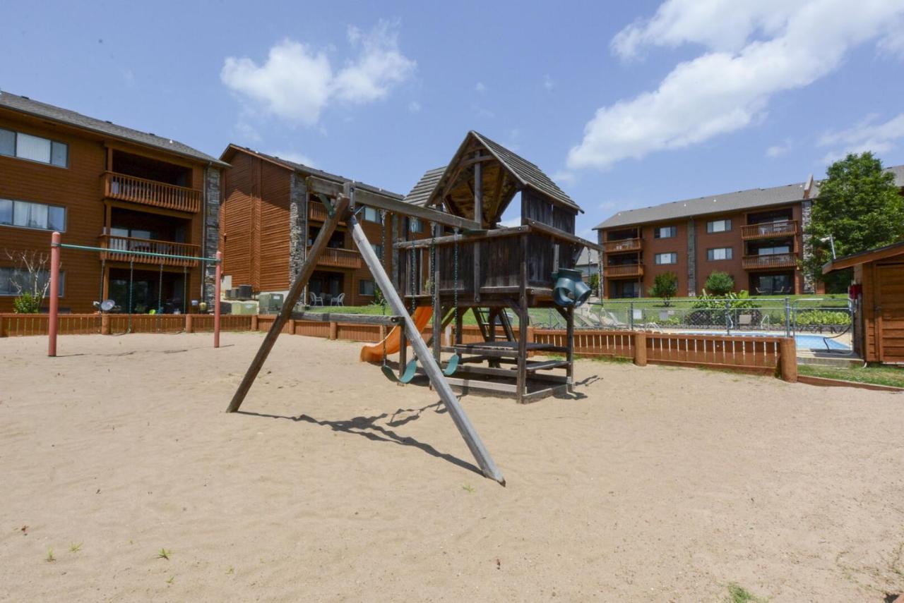 3Br Condo With Lake View - Trout Fishing - Playground - 2 Pools - Free Tickets Included - Pr69-9 Бренсон Екстер'єр фото